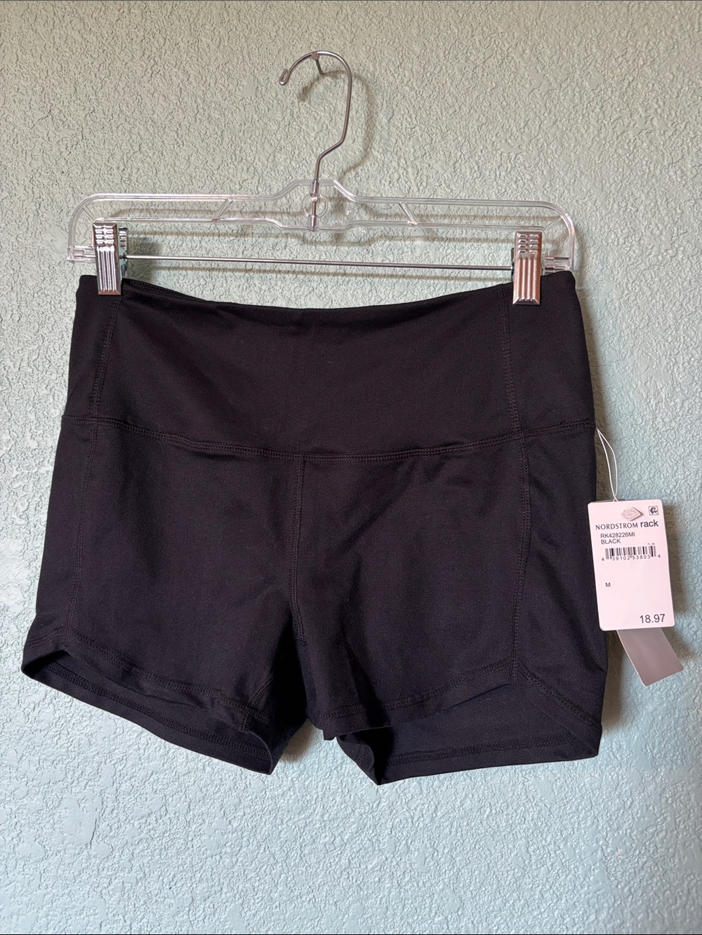 Zella Black High Waist Women’s Athletic Shorts Size Medium NWT